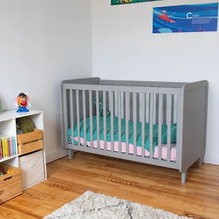 Family 3 Bedrooms With Garden Holiday home